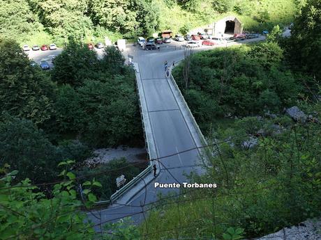 Poncebos-Camarmeña-Ondón-Beceña-La Cabeza Llerosos