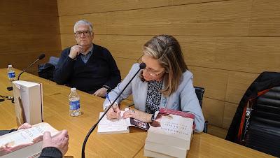ROSA HUERTAS EN LOS JUEVES LITERARIOS ROSA HUERTAS EN LOS JUEVES LITERARIOS
