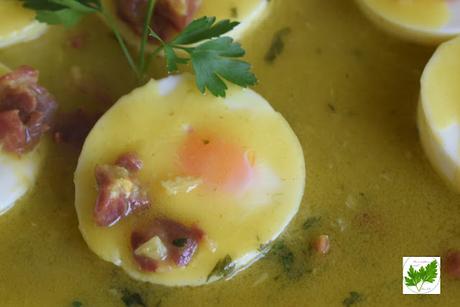 Huevos en salsa con jamón Huevos en salsa con jamón
