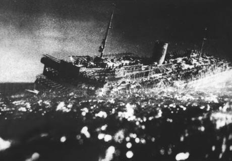 EL SUBMARINO SOVIÉTICO QUE HUNDIÓ DOS BARCOS-HOSPITAL EN LOS ÚLTIMOS DÍAS DE LA GUERRA CON UNOS 15.000 MUERTOS