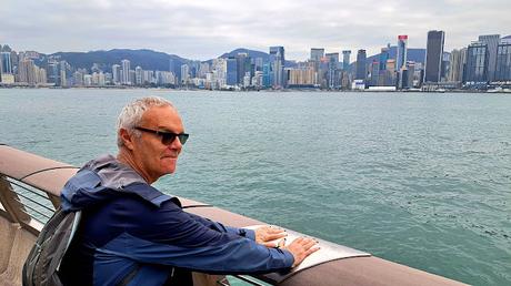 HONG KONG : UNA CIUDAD SORPRENDENTE HONG KONG : UNA CIUDAD SORPRENDENTE