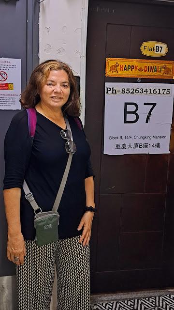 HONG KONG : UNA CIUDAD SORPRENDENTE HONG KONG : UNA CIUDAD SORPRENDENTE