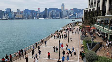 HONG KONG : UNA CIUDAD SORPRENDENTE HONG KONG : UNA CIUDAD SORPRENDENTE