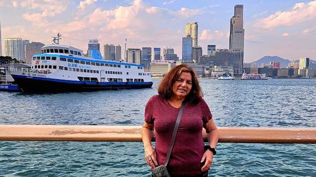 HONG KONG : UNA CIUDAD SORPRENDENTE HONG KONG : UNA CIUDAD SORPRENDENTE