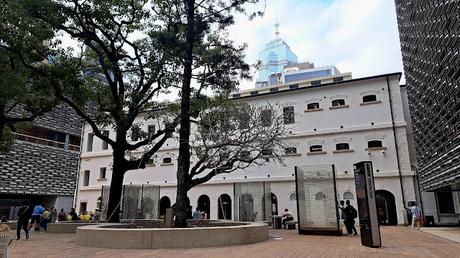 HONG KONG : UNA CIUDAD SORPRENDENTE HONG KONG : UNA CIUDAD SORPRENDENTE