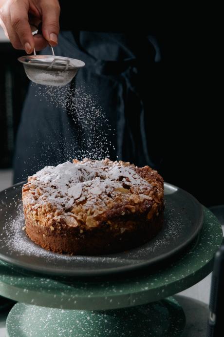 Este Coffee Cake de Duraznos tiene todo lo que amas: fruta fresca, streusel crujiente y una miga perfecta