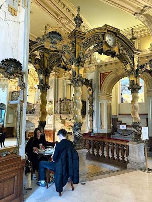 BUDAPEST: Café New York BUDAPEST: Café New York