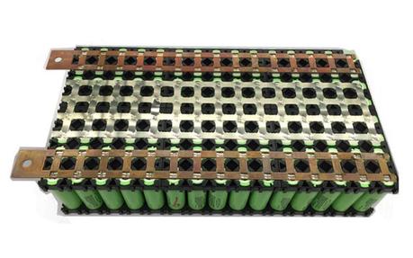 La revolución en el almacenamiento energético viene con las baterías de sodio