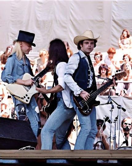 Efemérides del Rock y Heavy Metal: Que pasó un 22 de Marzo