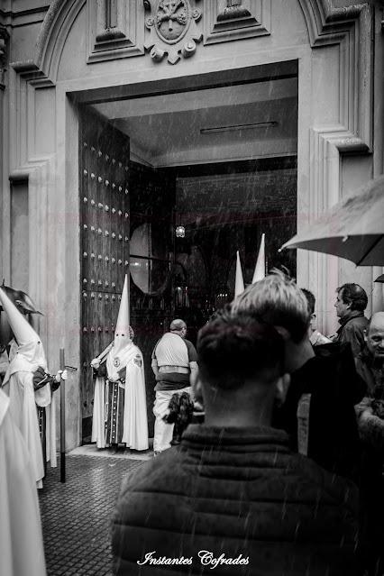 COFRADÍA DE NTRO. PADRE JESÚS NAZARENO DEL AMOR. LUNES SANTO EN CÁDIZ