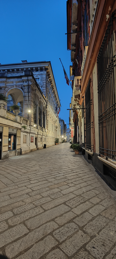 Recorriendo Génova y sus símbolos: Via Garibaldi y el Palacio de los Rolli, las lujosas casas nobles de la época. image.png
