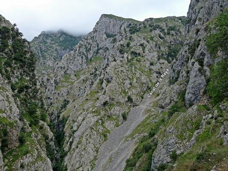 Poncebos-Senda del Cares-Canal de la Raya-Vega Maor-Ostón-Canal de Culiembru