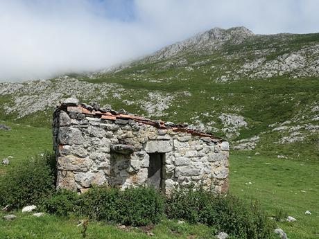 Poncebos-Senda del Cares-Canal de la Raya-Vega Maor-Ostón-Canal de Culiembru