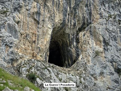 Poncebos-Senda del Cares-Canal de la Raya-Vega Maor-Ostón-Canal de Culiembru