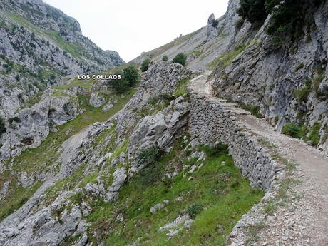 Poncebos-Senda del Cares-Canal de la Raya-Vega Maor-Ostón-Canal de Culiembru
