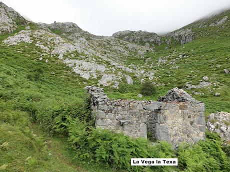 Poncebos-Senda del Cares-Canal de la Raya-Vega Maor-Ostón-Canal de Culiembru