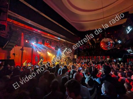 SANTERO Y LOS MUCHACHOS EN BEE WEEK: 'SEÑORAS Y SEÑORES, DÉJENSE DE HOSTIAS' [CRÓNICA]