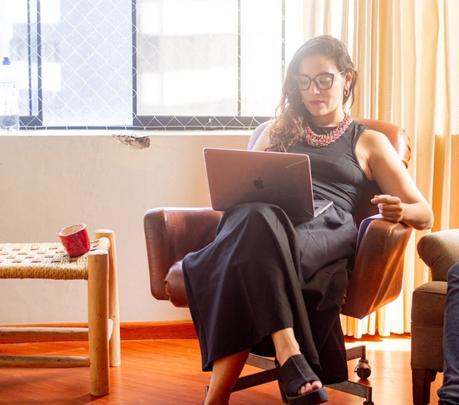 Rocío Limo, dramaturga, directora y actriz: 