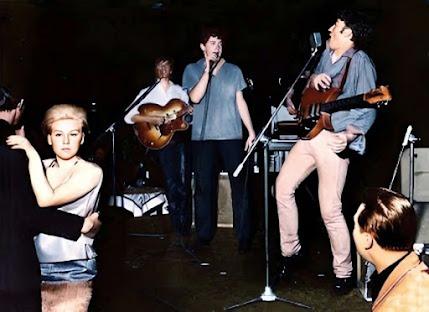 Efemérides del Rock y Heavy Metal: Que pasó un 27 de Marzo