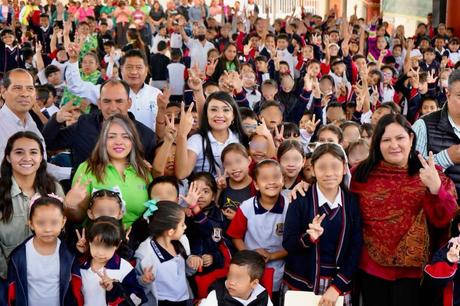 Más aulas didácticas para la educación en Villa de Pozos