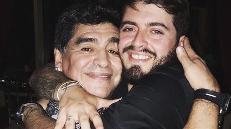 El perito de la autopsia de Maradona afirma que el exfutbolista murió después de una extensa agonía