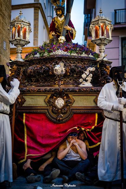 HDAD. DE JESÚS CAÍDO. MARTES SANTO EN CÁDIZ