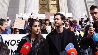 Un manifiesto alerta de “la deriva belicista” y pide a los gobiernos que “trabajen por la paz”.