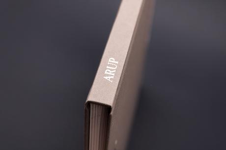 El libro que recopila cinco años de trabajos de Arup Madrid