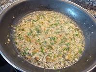 Sofrito de ajos, cebolla y perejil