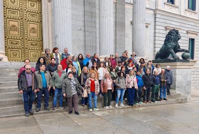 El Congreso que cedió a los bulos y abrió la veda para cazar al lobo.