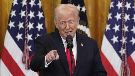 Trump podría anunciar el miércoles aranceles más duros de lo esperado, según medios