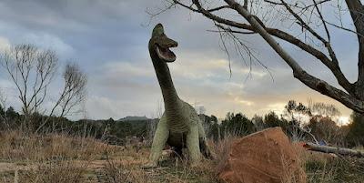 El dinosaurio de la C-58 en Vacarisses (Barcelona) El dinosaurio de la C-58 en Vacarisses (Barcelona)