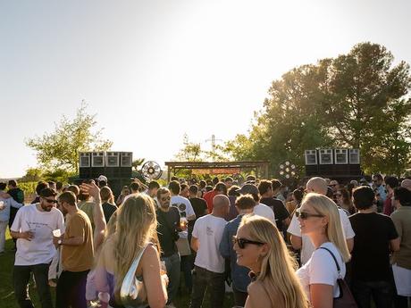Día de Cavas 2025: el festival que une cava, gastronomía y electrónica en Sant Sadurní d’Anoia dia de cavas festival