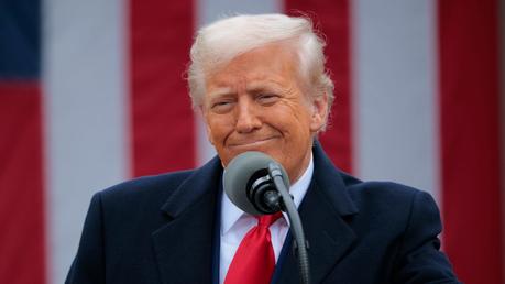 Trump impone aranceles globales y los compara con una cirugía: ‘El paciente sobrevivió y se está curando’ Trump impone aranceles globales y los compara con una cirugía: ‘El paciente sobrevivió y se está curando’