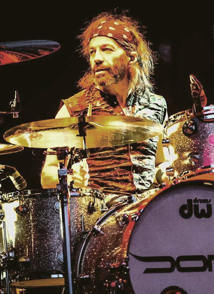 Efemérides del Rock y Heavy Metal: Que pasó un 06 de Abril