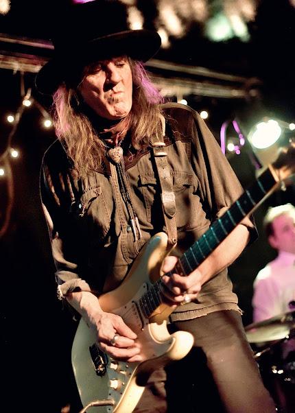 Efemérides del Rock y Heavy Metal: Que pasó un 06 de Abril