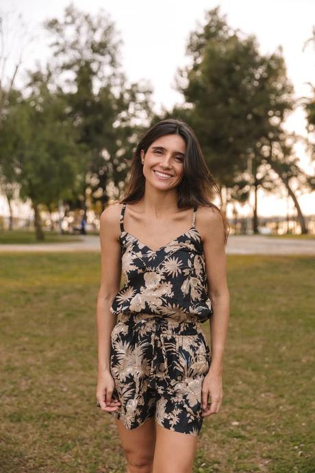 Una marca de ropa de mujer Una marca de ropa de mujer