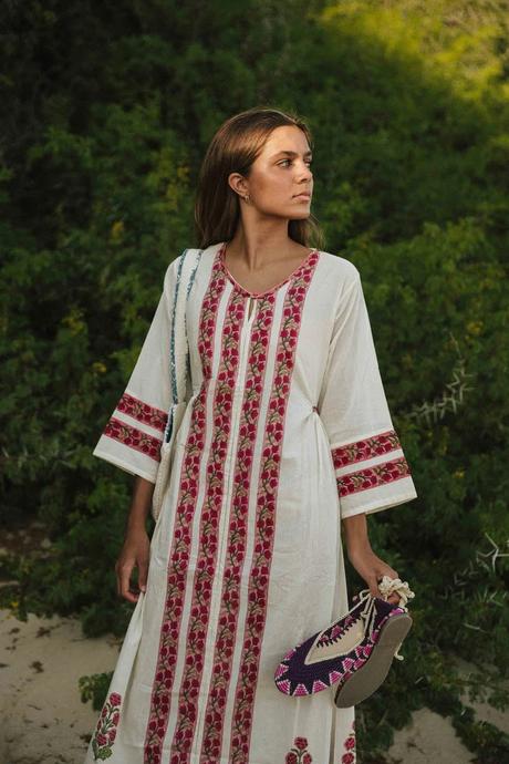 Una marca de ropa de mujer Una marca de ropa de mujer