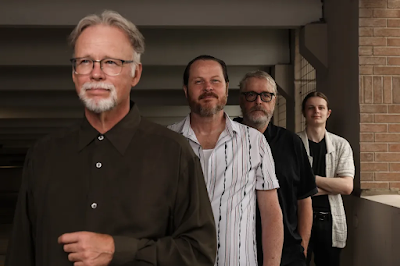 Discipline - Breadcrumbs (2025)