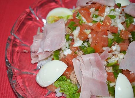 Ensalada de arroz con verduras de la huerta