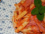 Macarrones mortadela