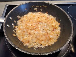 Conejo en salsa de anacardos y orejones Conejo en salsa de anacardos y orejones