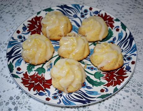 Bizcochitos de limón glaseados