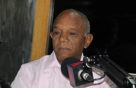 Condenan entrada agentes de J2 a la UASD en busca de Fernando Peña. Condenan entrada agentes de J2 a la UASD en busca de Fernando Peña.