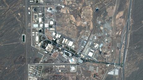 Con bombardeos a Irán, Trump lleva a EEUU a la guerra. Con bombardeos a Irán, Trump lleva a EEUU a la guerra.