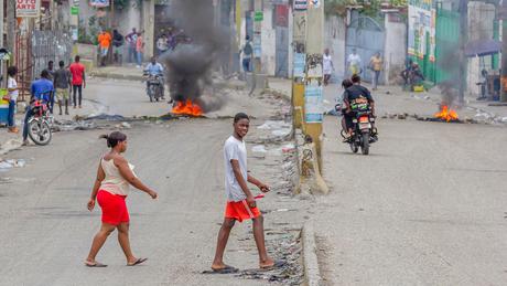 China culpa a EEUU de caos y agitación de Haití.