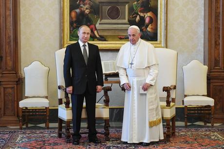 Putin destaca valores de humanismo y justicia de Papa Francisco. Putin destaca valores de humanismo y justicia de Papa Francisco.