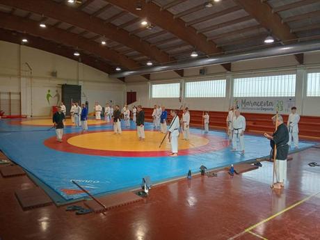 Crónica del IV Curso de Kobudo en Maracena – Un encuentro imprescindible para los amantes del arte tradicional Crónica del IV Curso de Kobudo en Maracena – Un encuentro imprescindible para los amantes del arte tradicional