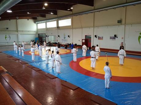 Crónica del IV Curso de Kobudo en Maracena – Un encuentro imprescindible para los amantes del arte tradicional Crónica del IV Curso de Kobudo en Maracena – Un encuentro imprescindible para los amantes del arte tradicional