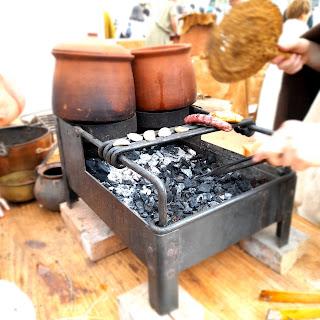 VIVIR (Y COMER) EN UNA INSULA. MANUAL DE SUPERVIVENCIA VIVIR (Y COMER) EN UNA INSULA. MANUAL DE SUPERVIVENCIA